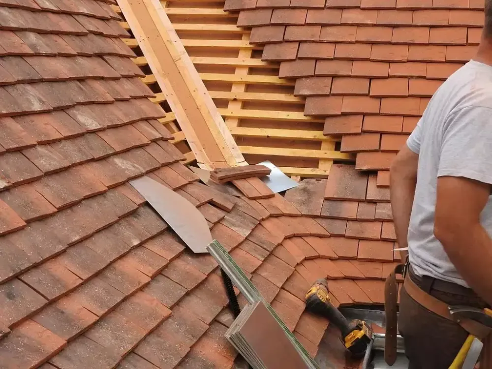 nos renovations de toiture à Tours Joel Thibault (3)webp